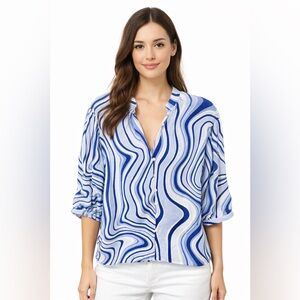 Zara women's blouse
psychedelic print. Size S New with tag.